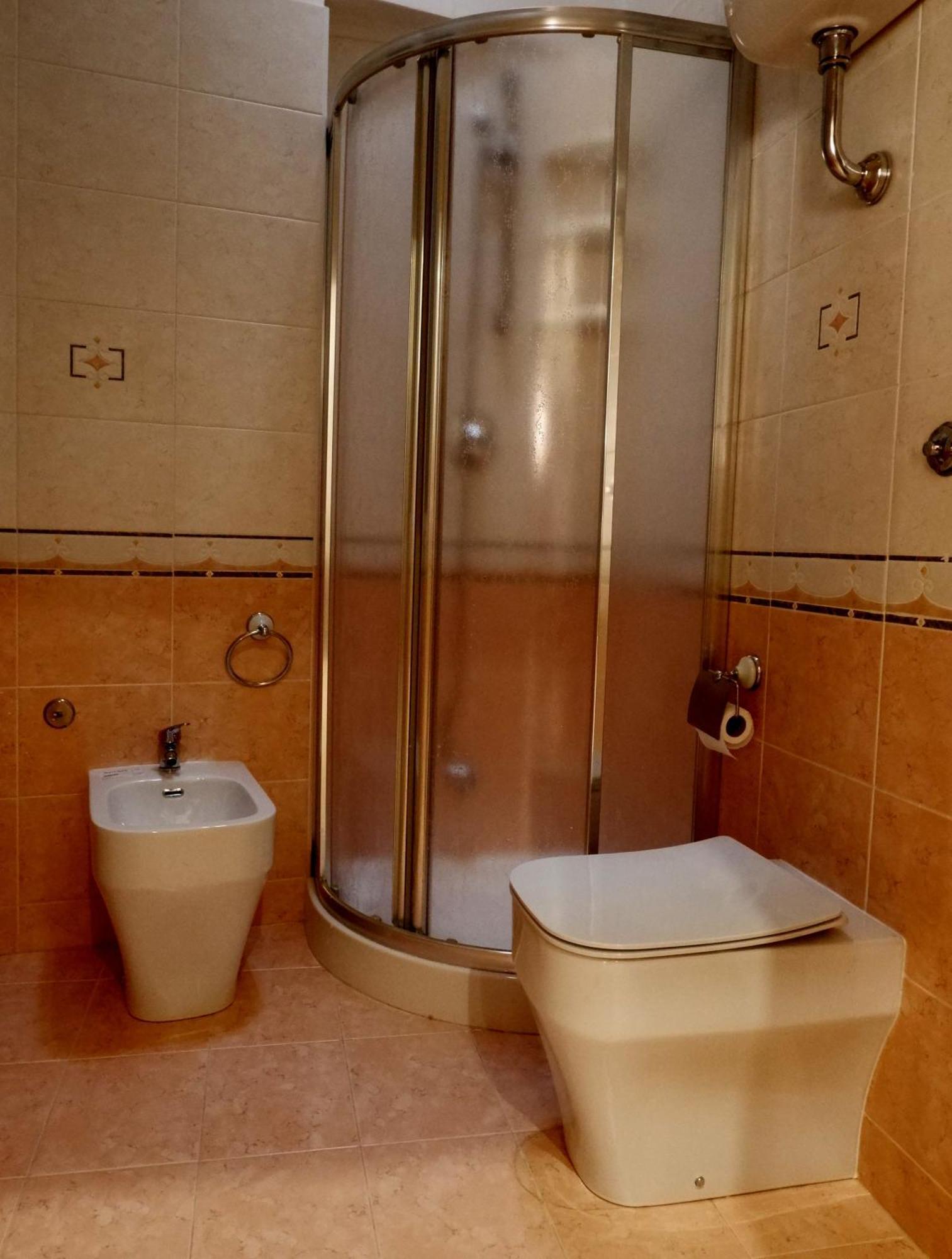 Railway Rooms Barletta Buitenkant foto